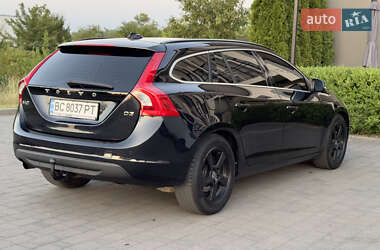 Универсал Volvo V60 2010 в 