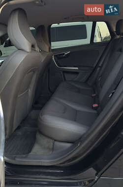 Универсал Volvo V60 2010 в 