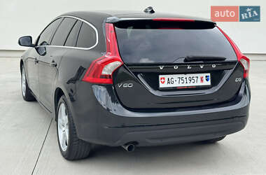 Универсал Volvo V60 2012 в 