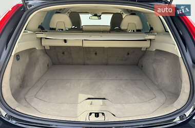 Универсал Volvo V60 2012 в 