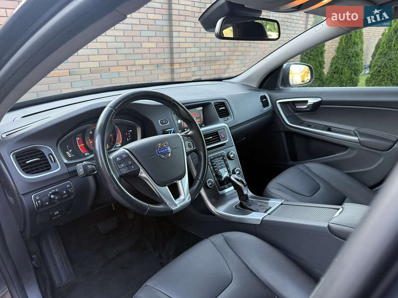 Универсал Volvo V60 2014 в Виннице