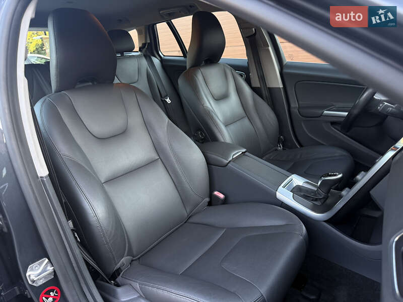 Универсал Volvo V60 2014 в Виннице