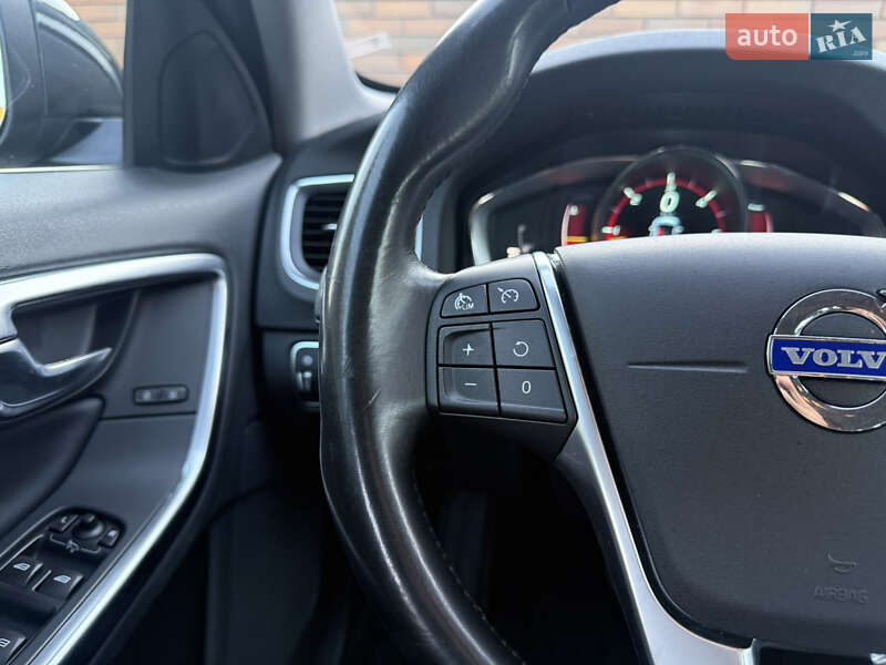 Универсал Volvo V60 2014 в Виннице