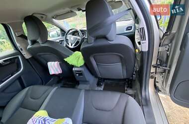 Универсал Volvo V60 2014 в 