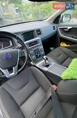 Универсал Volvo V60 2014 в 