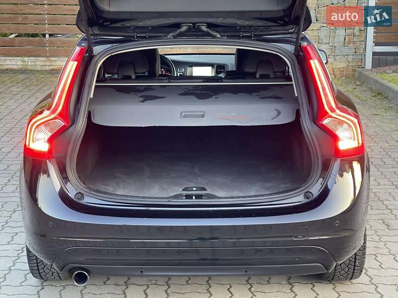 Универсал Volvo V60 2014 в Звягеле