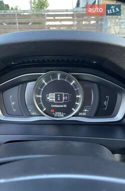 Универсал Volvo V60 2014 в 