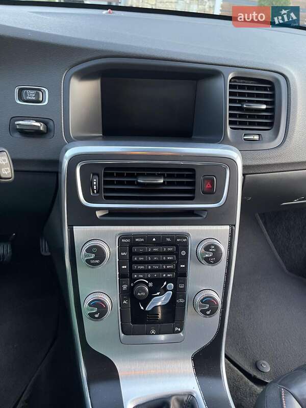 Универсал Volvo V60 2014 в Звягеле