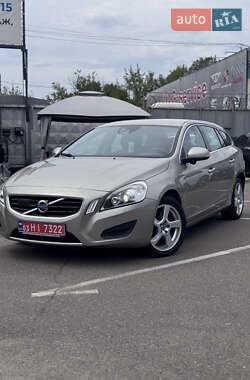 Универсал Volvo V60 2012 в Киеве