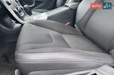 Универсал Volvo V60 2012 в 
