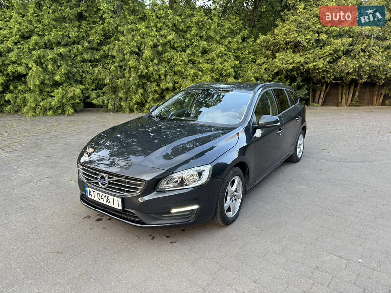 Volvo V60 2015