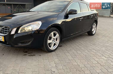 Універсал Volvo V60 2011 в Стрию