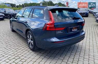 Универсал Volvo V60 2019 в 