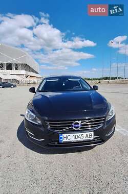 Универсал Volvo V60 2014 в 