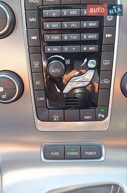 Универсал Volvo V60 2014 в 