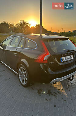Универсал Volvo V60 2012 в 