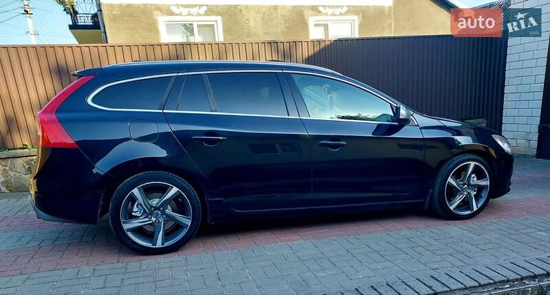 Универсал Volvo V60 2012 в Бродах
