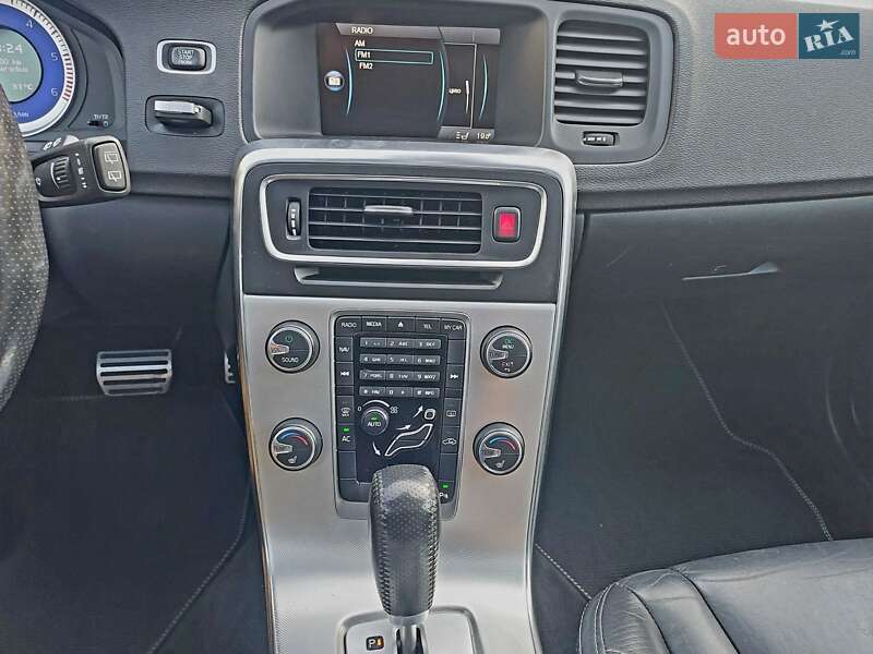 Универсал Volvo V60 2012 в Бродах