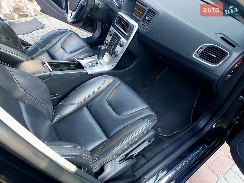 Универсал Volvo V60 2012 в Бродах