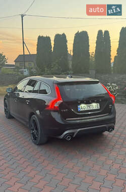 Универсал Volvo V60 2014 в 