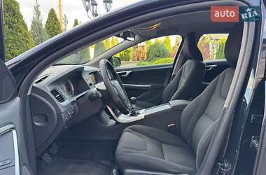 Универсал Volvo V60 2012 в 