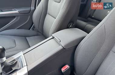 Универсал Volvo V60 2012 в 