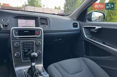 Универсал Volvo V60 2012 в 