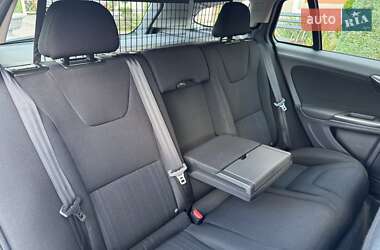 Универсал Volvo V60 2012 в 