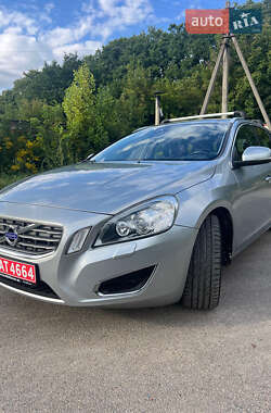 Универсал Volvo V60 2012 в Житомире