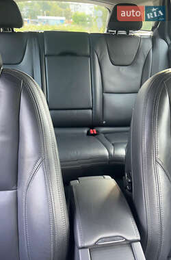 Универсал Volvo V60 2012 в 