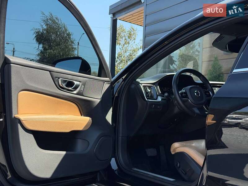 Універсал Volvo V60 2019 в Рівному фото 17 Універсал Volvo V60 2019 в Рівному