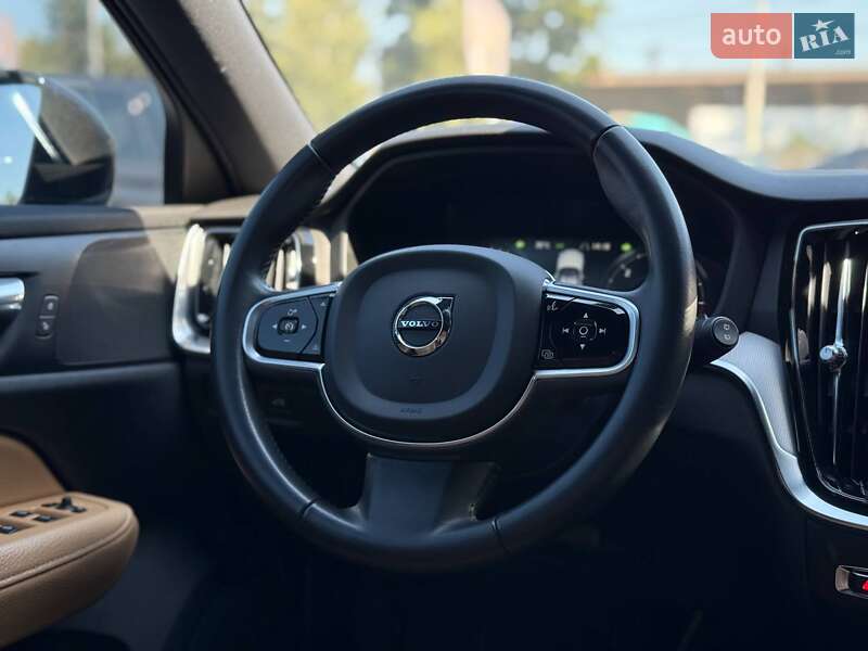 Універсал Volvo V60 2019 в Рівному фото 53 Універсал Volvo V60 2019 в Рівному