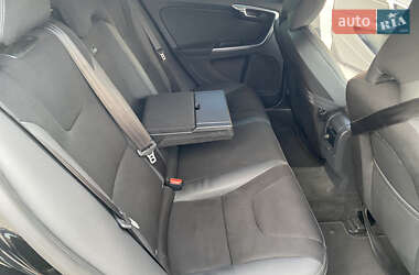 Универсал Volvo V60 2011 в 