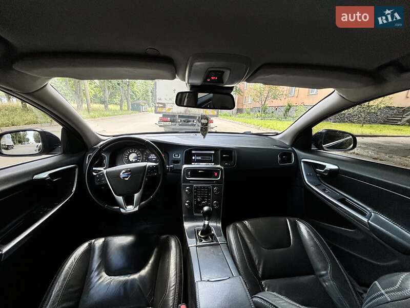 Универсал Volvo V60 2012 в Ровно