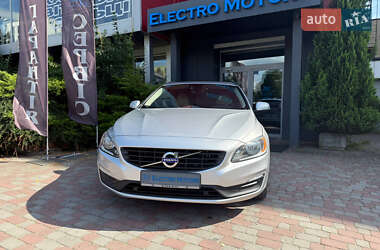 Универсал Volvo V60 2016 в 