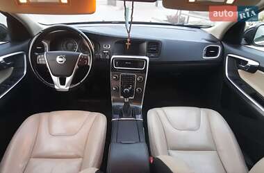 Универсал Volvo V60 2013 в 