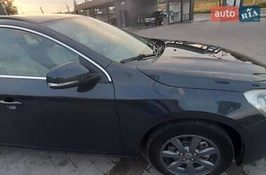 Универсал Volvo V60 2013 в 