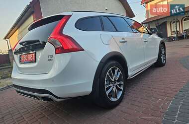 Универсал Volvo V60 2016 в 