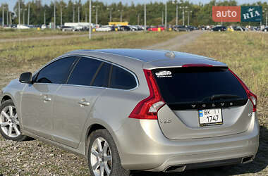 Универсал Volvo V60 2016 в 