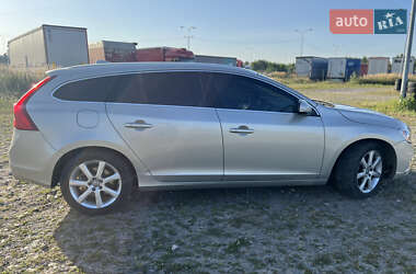 Универсал Volvo V60 2016 в 