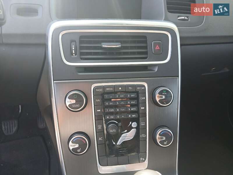 Универсал Volvo V60 2011 в Львове фото 20 Универсал Volvo V60 2011 в Львове