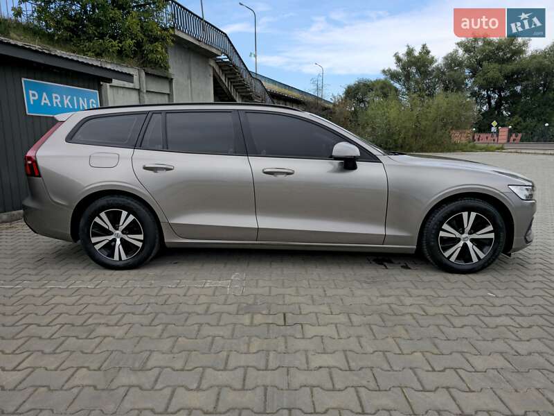 Универсал Volvo V60 2019 в Дрогобыче