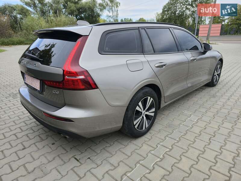 Универсал Volvo V60 2019 в Дрогобыче