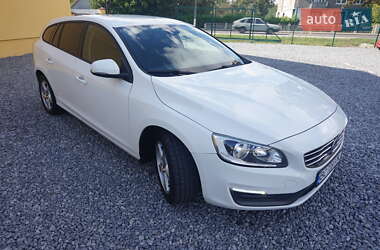Универсал Volvo V60 2015 в 