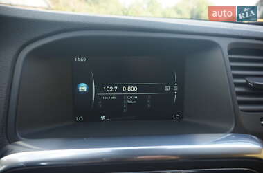 Универсал Volvo V60 2015 в 