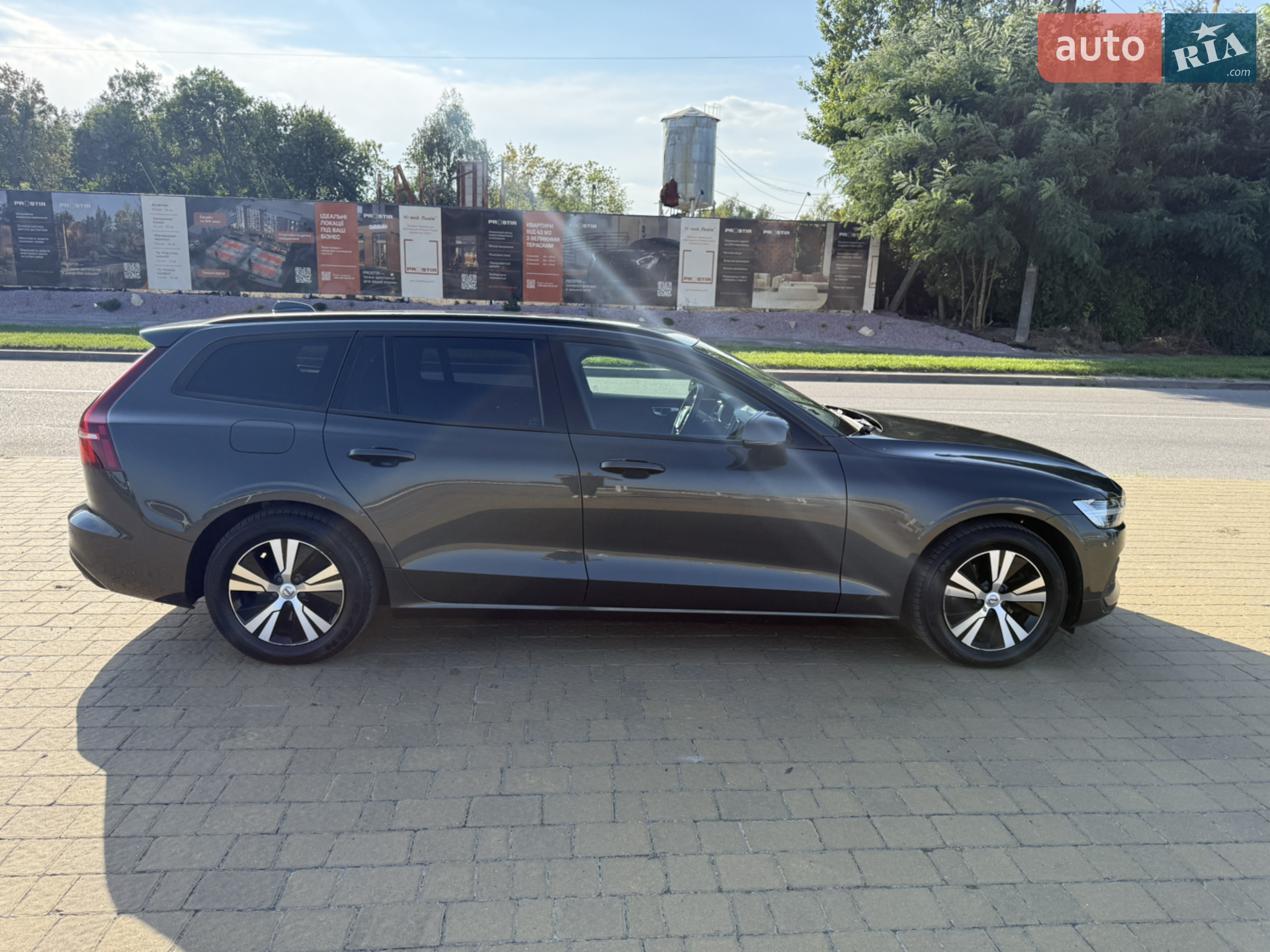 2019 Volvo V60 - мініатюра 9
