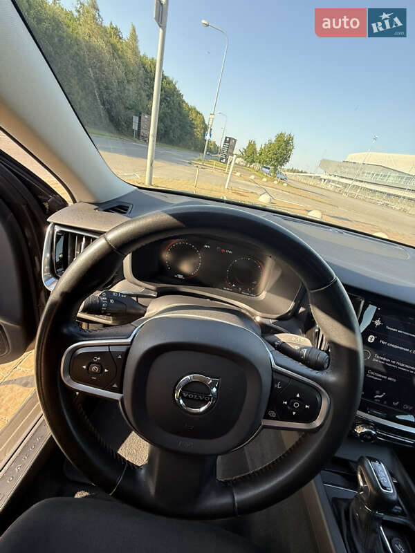 Универсал Volvo V60 2019 в Львове