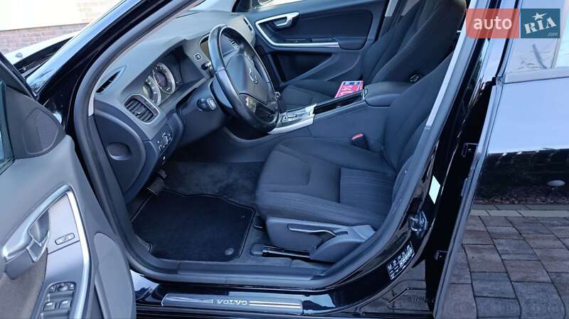 Универсал Volvo V60 2011 в Стрые