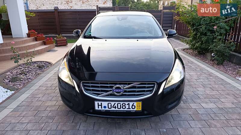Универсал Volvo V60 2011 в Стрые