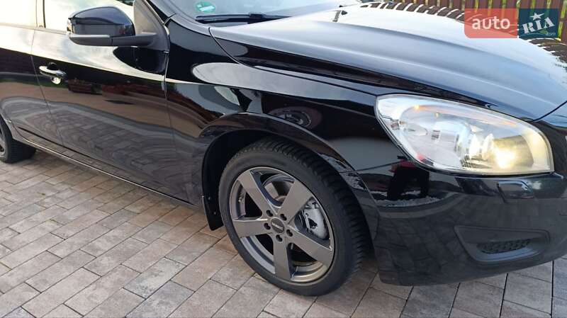 Универсал Volvo V60 2011 в Стрые
